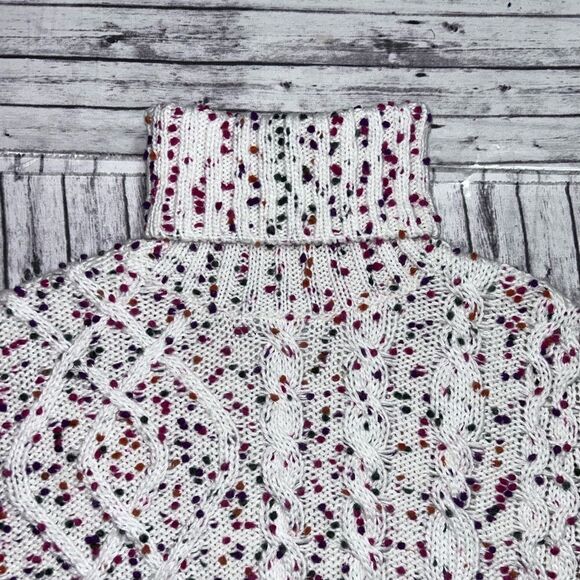 Judith March Ditsy Dots Cropped Sweater - Picture 3 of 10